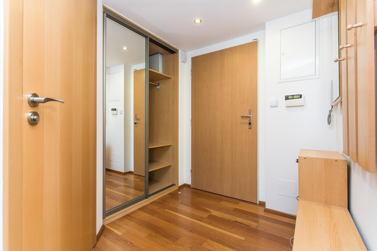 Attic Apartment By Wenceslas Square Prague Extérieur photo