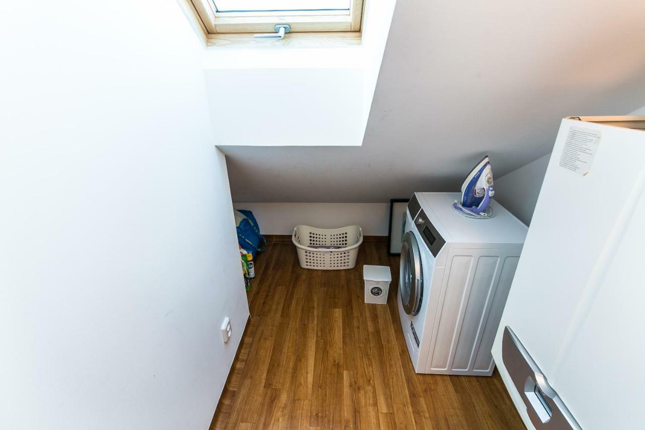 Attic Apartment By Wenceslas Square Prague Extérieur photo