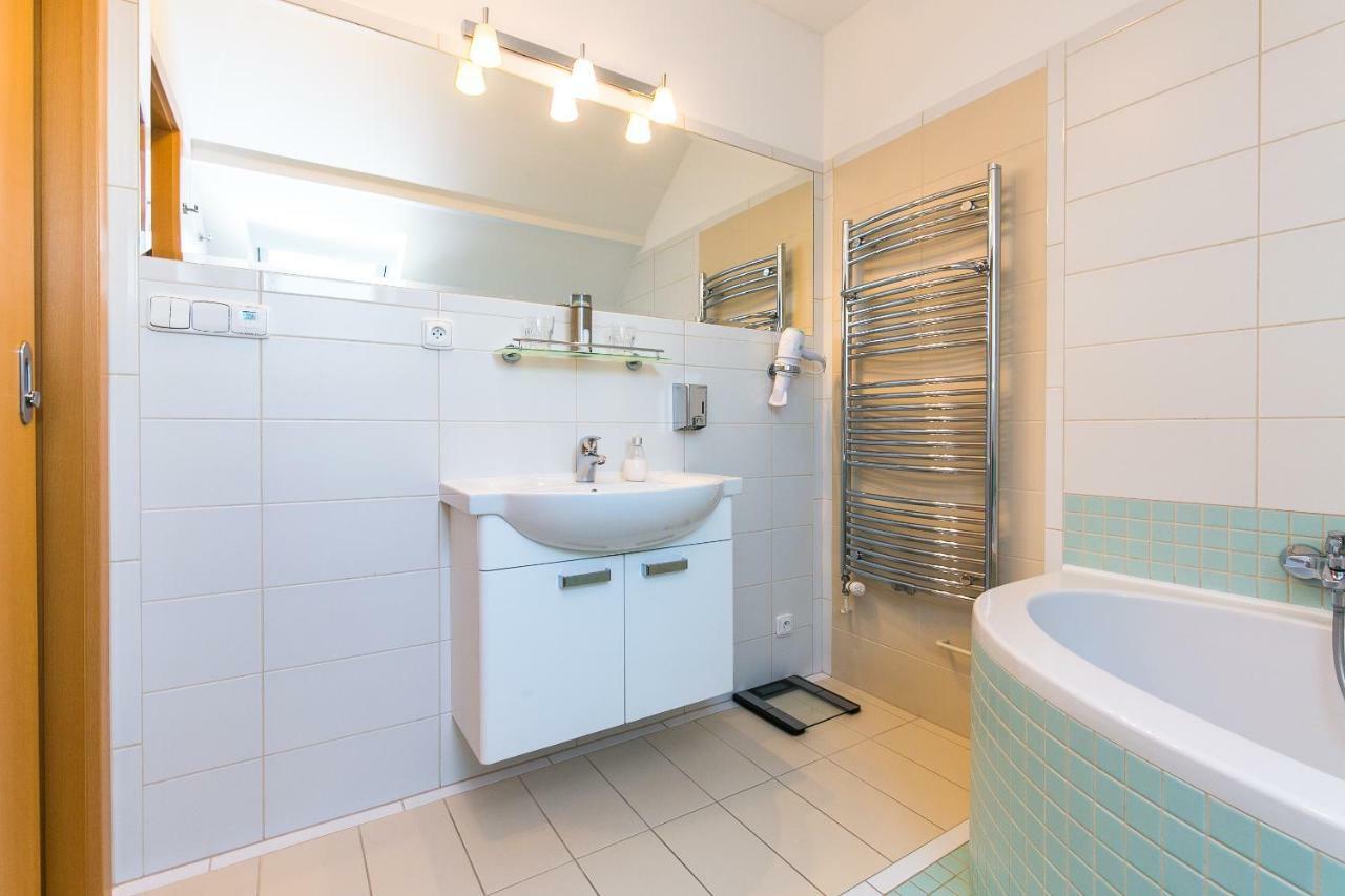Attic Apartment By Wenceslas Square Prague Extérieur photo